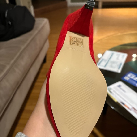 Brand new beautiful red suede boots - Picture 3 of 4